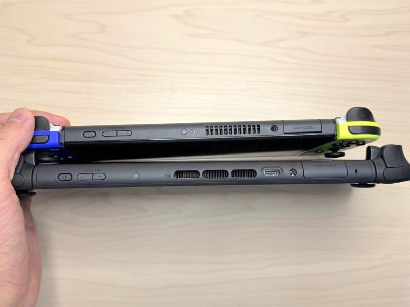 Switch 2と初代Switchの天面