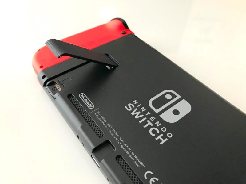 初代Switchの細いスタンド
