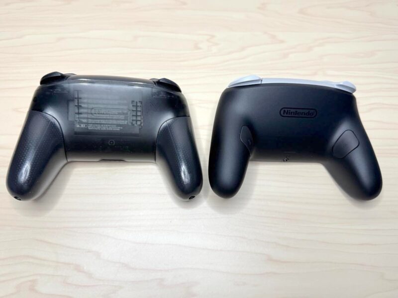 プロコン2はグリップ部分のつなぎ目がなくなって一体成型となり、汚れが溜まりにくい